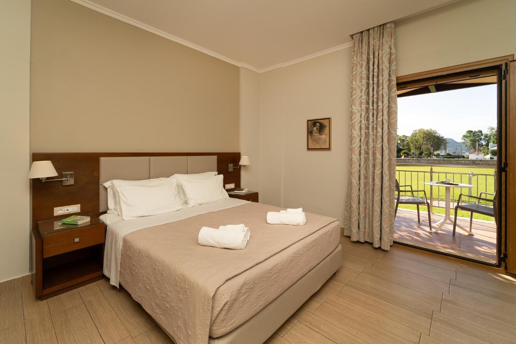 Niriides Luxury Villas Methoni  Dış mekan fotoğraf