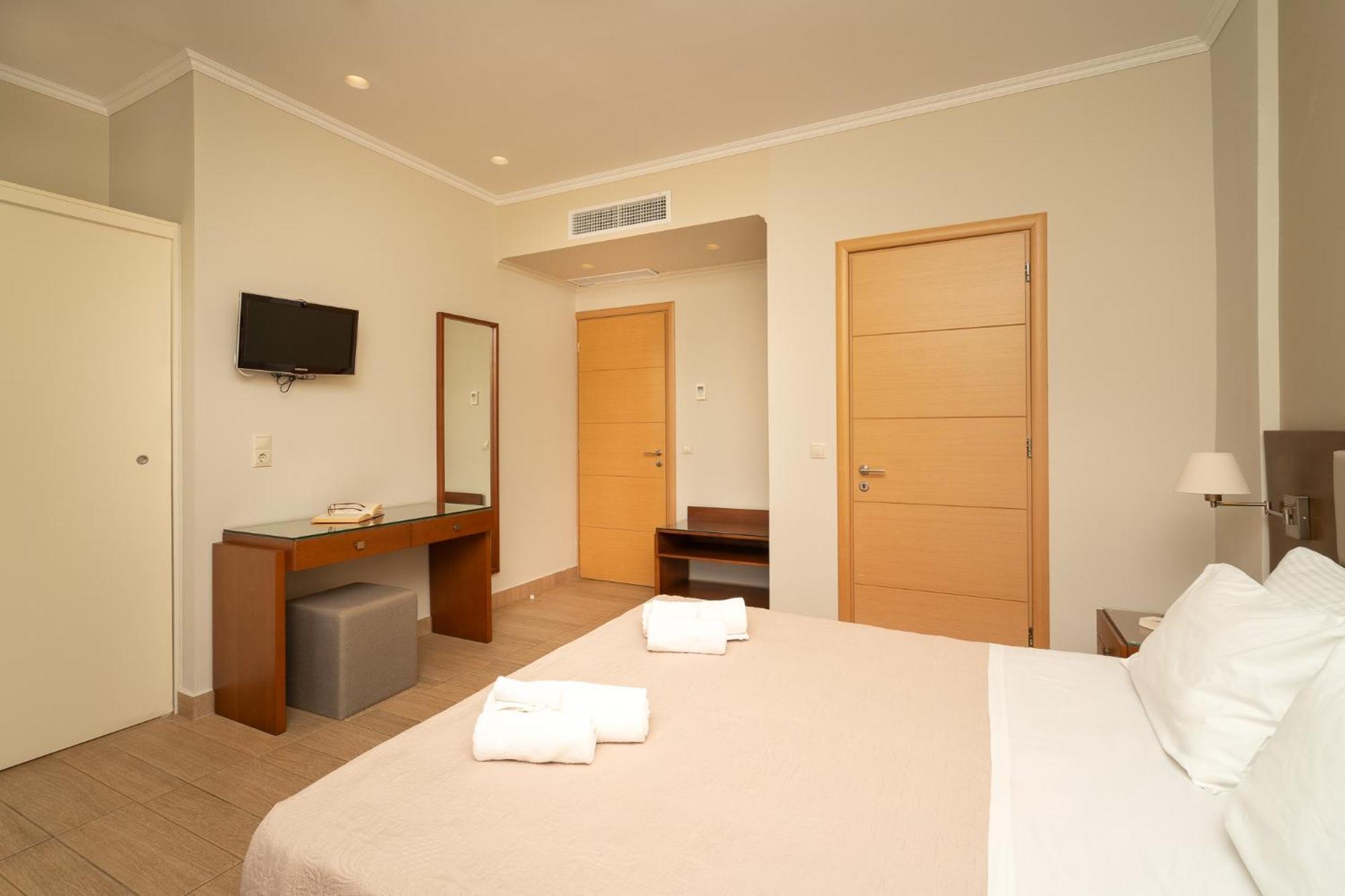 Niriides Luxury Villas Methoni  Dış mekan fotoğraf