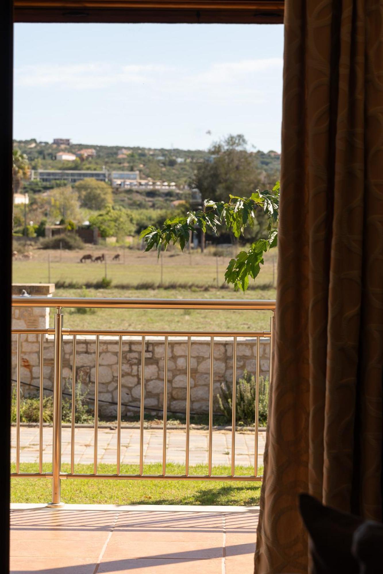Niriides Luxury Villas Methoni  Dış mekan fotoğraf
